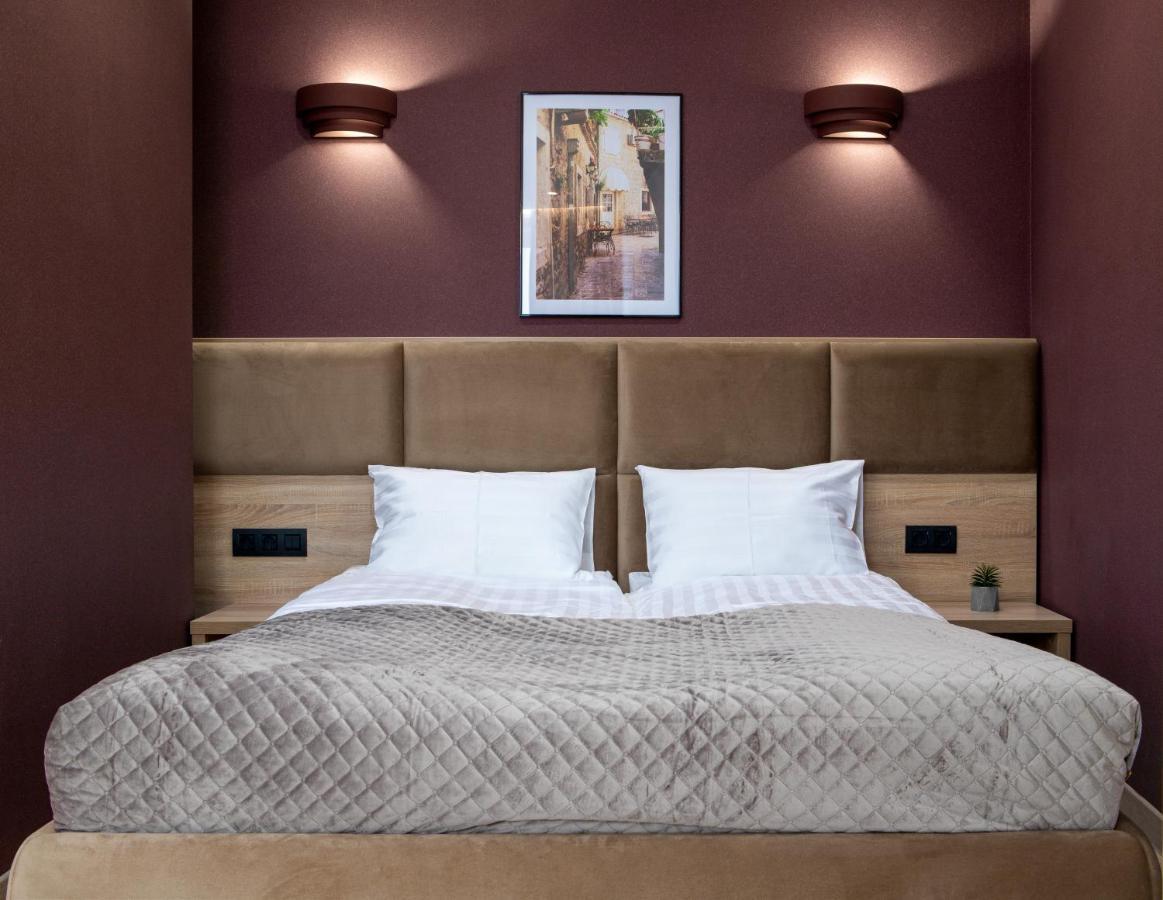 Stare Misto Premium Apartment Lviv Bagian luar foto