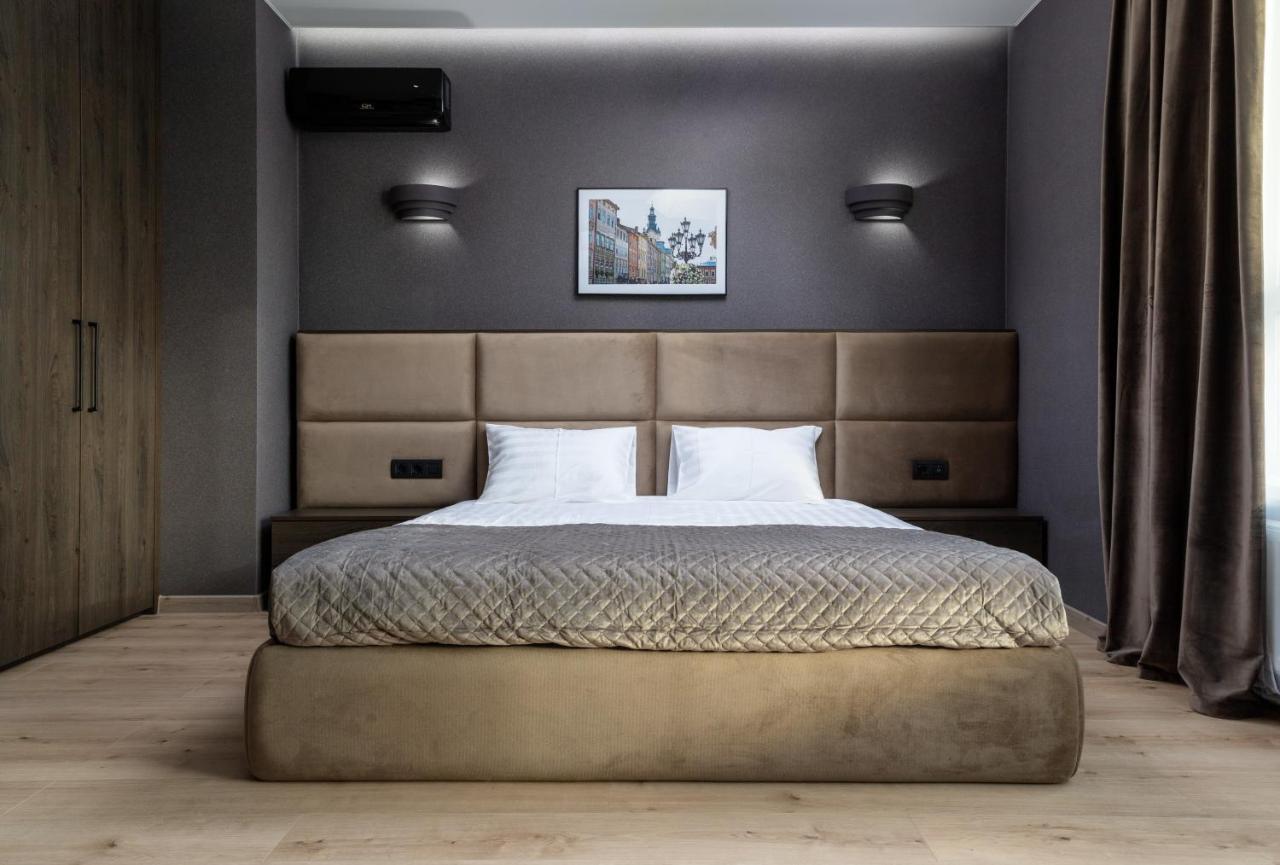 Stare Misto Premium Apartment Lviv Bagian luar foto